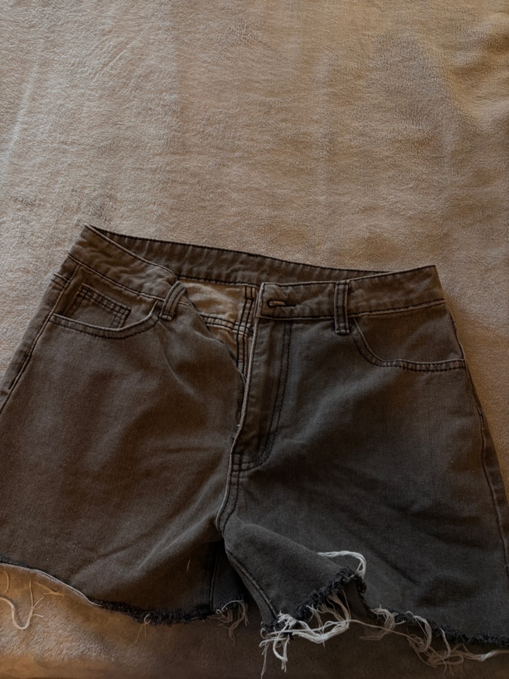 Womens High-Rise Raw Hem Denim Shorts - Black